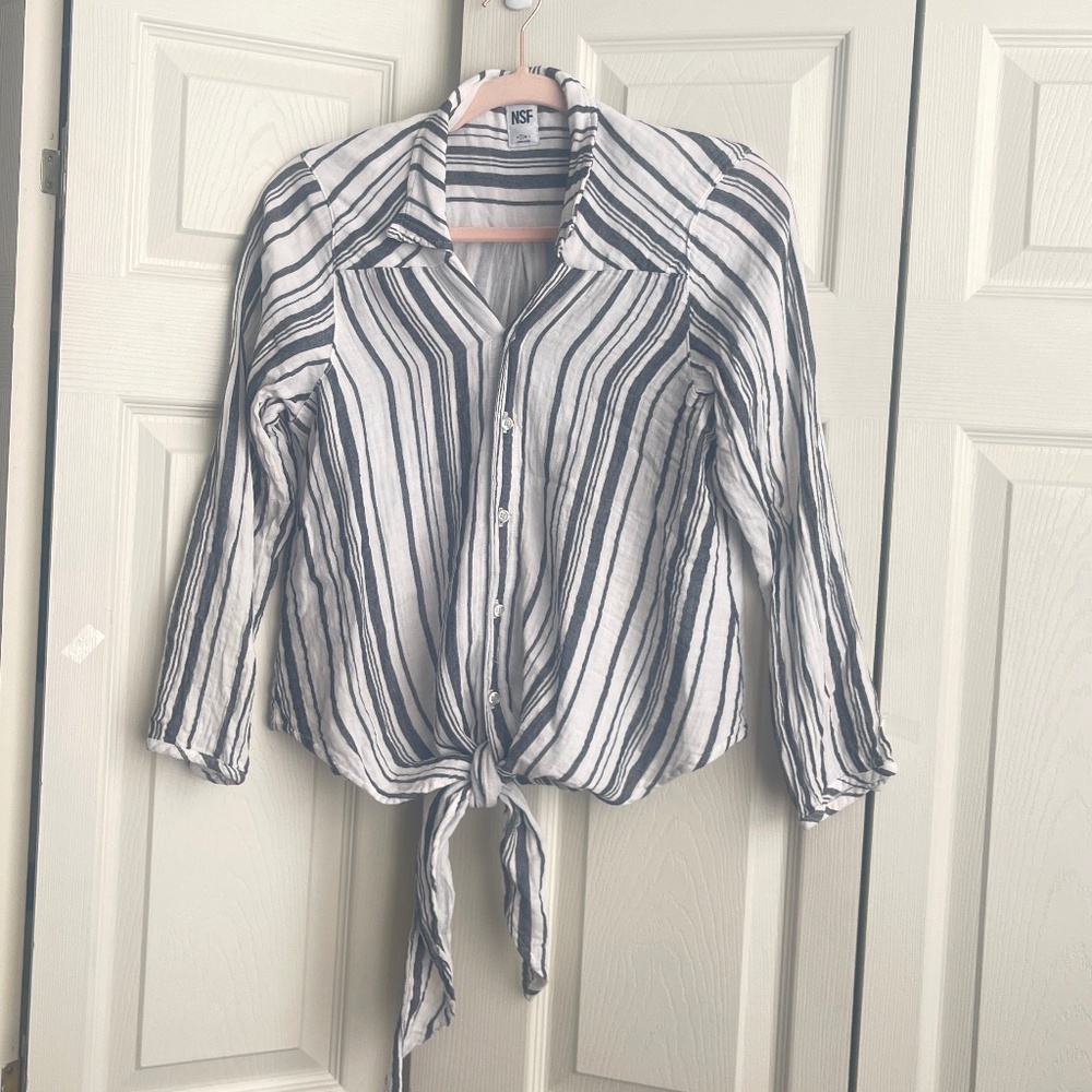 NSF women's grey white 100% cotton muslim tie blouse USA.  #122